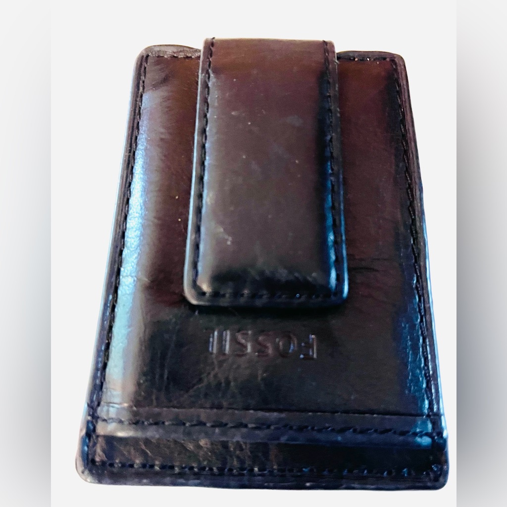 Fossil Vintage Black Leather Magnetic Card Holder